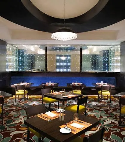 Courtyard By Marriott Riyadh Diplomatic Quarter 4*,